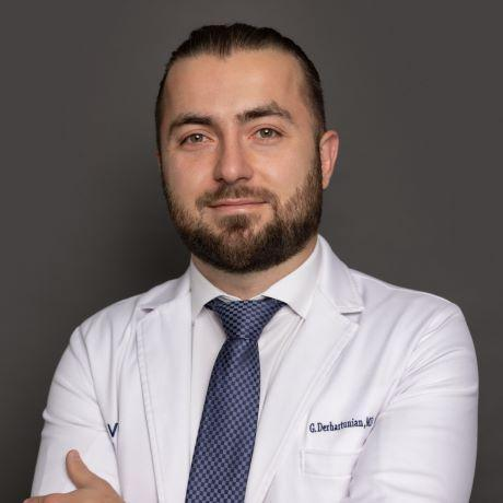 Garen DerHartunian, MD